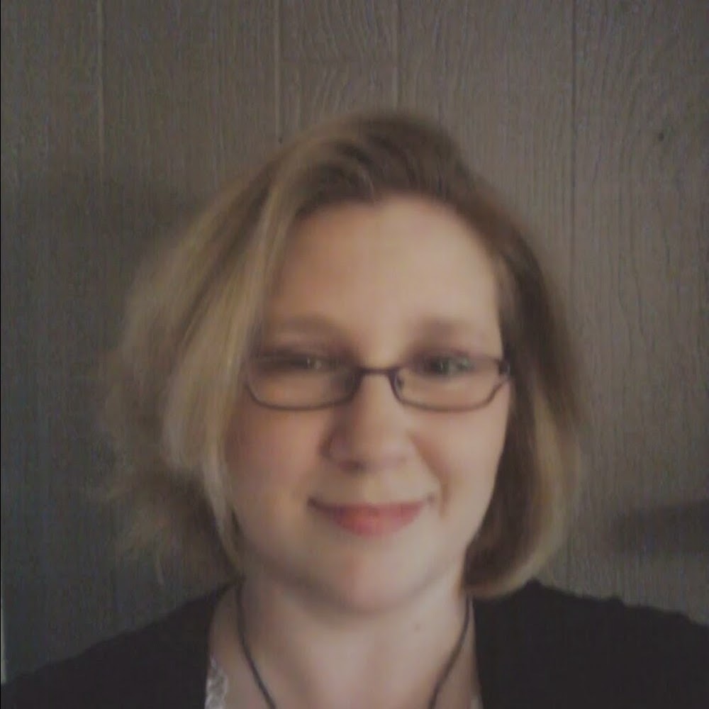 Meet your Posher, Lacey